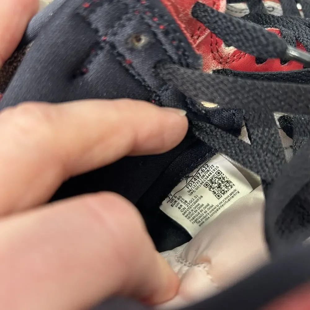 Nike Air Jordan 1 Retro High GS “Chicago/Lost and Found” - Picture 10 of 10